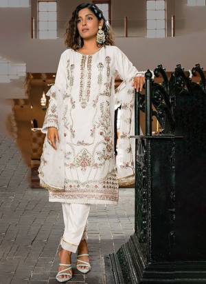 Attrective These Suit in Fine Colored Pair With Bottom And Dupatta.These Top Are Organza And Bottom Are Fabricated On Santoon Pair With Net Dupatta.Its Beautified With Designer Embroidery Work.