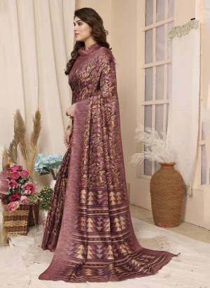 Garb These Party Wear Saree in Fine Colored.These Saree And Blouse is Fabricated On Khadi Pair.Its Beautified With Designer Printed.