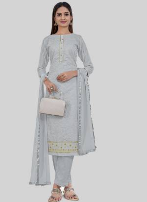 Attrective These Designer Salwar Suit in Fine Colored Pair With Bottom And Dupatta.These Top Are Chanderi Silk And Dupatta Are Fabricated On Nazneen Pair With Santoon Bottom.Its Beautified With Designer Thread Embroidery Work.