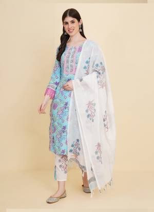 Attrective These Designer Suit in Fine Colored Pair With Bottom And Dupatta.These Top And Dupatta Are Fabricated On Cotton Pair With Cotton Bottom.Its Beautified With Heavy Designer Printed.