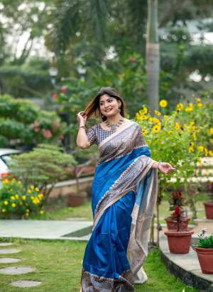 Garb These Party Wear Fancy Saree in Fine Colored.These Saree And Blouse is Fabricated On Tusser Silk.Its Beautified With Designer Madhubani Printed.