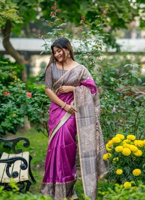 Garb These Party Wear Fancy Saree in Fine Colored.These Saree And Blouse is Fabricated On Tusser Silk.Its Beautified With Designer Madhubani Printed.