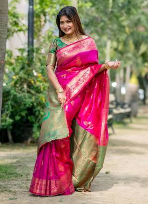 Attrective These Festive Wear Saree in Fine Colored.These Saree And Blouse is Fabricated On Tussar Silk.Its Beautified With Wevon Rich Pallu Jari Designer.