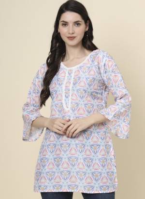 Attrective These Beautiful Looking Readymade Kurti.These Kurti is Fabricated On Cotton.Its Beautified With Designer Printed With Lace Work.