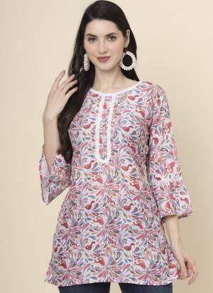 Attrective These Beautiful Looking Readymade Kurti.These Kurti is Fabricated On Cotton.Its Beautified With Designer Printed With Lace Work.