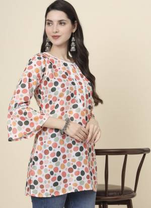 Attrective These Beautiful Looking Readymade Kurti.These Kurti is Fabricated On Cotton.Its Beautified With Designer Printed With Lace Work.