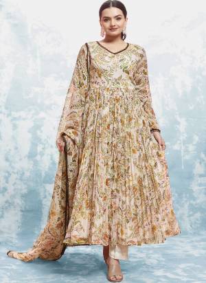 Garb These Beautiful Looking Readymade Top With Bottom With Dupatta.These Top And Bottom And Dupatta Are Georgette Fabricated.Its Beautified With Disigner Printed.