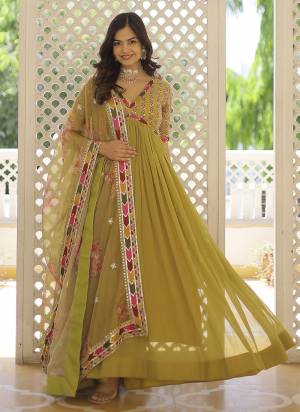 Attrective Looking These Beautiful Looking Readymade Long Gown With Dupatta.These Gown is Fabricated On Faux Georgette And Russion Silk Dupatta.Its Beautified With Designer Thread,Jari,Sequance Embroidery Work, Digital Printed Dupatta.