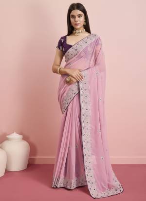 Garb These Party Wear Saree in Fine Colored.These Saree Are Georgette And Blouse is Art Silk Fabricated.Its Beautified With Designer Coding Embroidery Work.