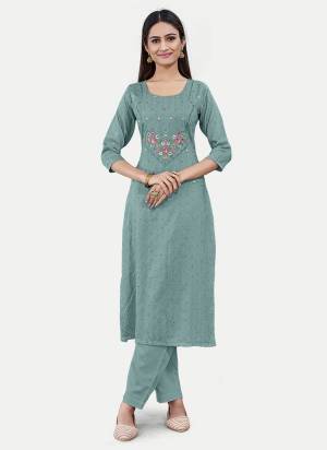 Garb These Designer  Fine Colored Kurti.These Kurti Are Cotton Fabriced.Its Beautified With Designer Embroidery Work.