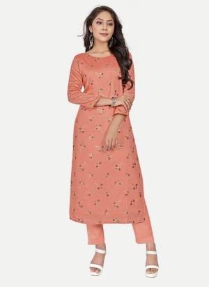 Looking These Designer Long Kurti in Fine Colored.These Kurti Are Modal Silk Fabricted.Its Beautified With Designer Foil Printed.