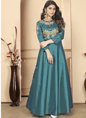 Grab These Beautiful Looking Readymade Gown.These Gown Are Triva Silk Fabricated.Its Beautified With Designer Embroidery Work.