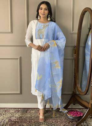 Attrective These Suit in Fine Colored Pair With Bottom And Dupatta.These Top And Bottom Are Fabricated On P V Chanderi Pair With Chanderi Dupatta.Its Beautified With Designer Digital Printed, Embroidery Work.