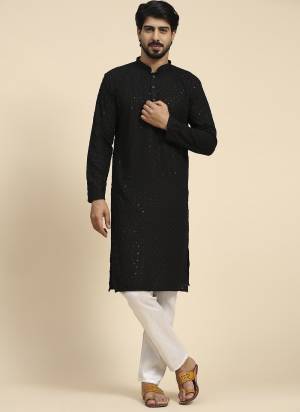 For A festive Wear,Grab These Readymade Kurta in Fine Colored.These Kurta is Fabricated On Rayon Cotton With Designer Chikankari Embroidry Work.Buy Now.