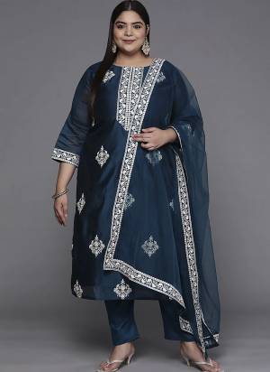 Grab This Readymade Suits In Fine Color Top And Bottom Are Rayon And Dupatta Are Rayon Fabricated Beautified With Printed Designer. It Is Light In Weight And Easy To Carry All Day Long. 