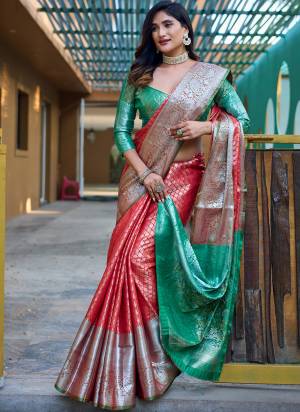 Attrective These Party Wear Saree in Fine Colored.These Saree And Blouse is Fabricated On Banarasi Handloom Silk.Its Beautified With Weavon Jari Designer.