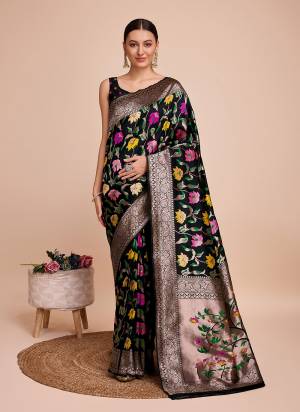 Attrective This Partywear Saree Paired With Blouse.This Saree And Blouse Are Paithani Silk Based Fabric With Weaving Meenakari Designer. Buy This Pretty Saree Now.