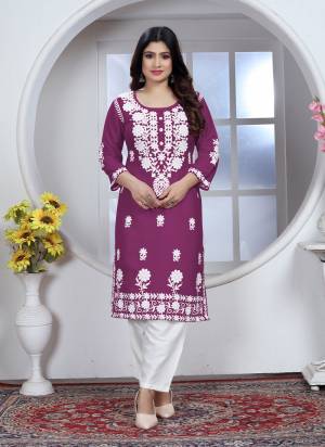 Grab These Beautiful Looking Readymade Kurti With Pant.These Kurti And Pant is Fabricated On Rayon.Its Beautified With Designer Chikankari Embroidery Work.