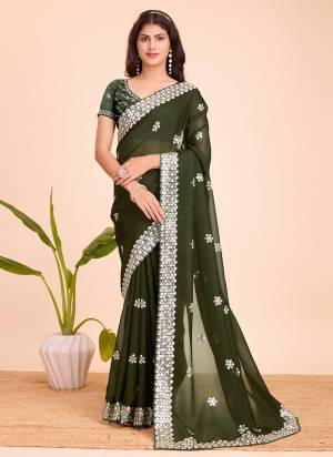 Garb These Festive Wear Saree in Fine Colored.These Saree Are Twinkal Silk And Blouse is Fabricated On Banglori.Its Beautified With Heavy Designer Sequance Embroidery Work.