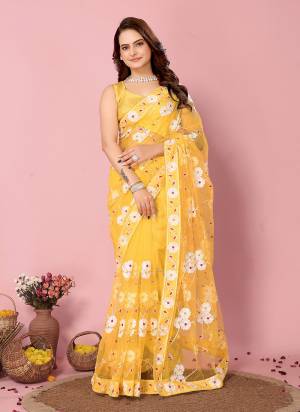 Garb These Party Wear Saree in Fine Colored.These Saree Are Net And Blouse is Art Silk Fabricated.Its Beautified With Designer Multy Thread Embroidery Work.