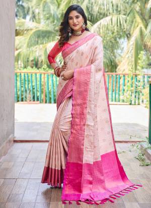 Garb These Party Wear Saree in Fine Colored.These Saree And Blouse is Fabricated On Kanchi Silk.Its Beautified With Weavon Jari Designer.