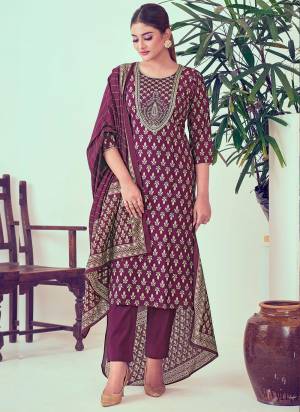 Looking These Beautiful Looking Readymade Suits.These Top Are Modal Chanderi And Bottom Are Roman Silk And Dupatta Are Chanderi Fabricated.Its Beautified With Disigner Printed With Embroidery Work.