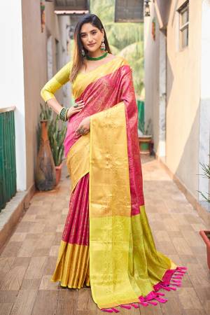 Garb These Party Wear Saree in Fine Colored.These Saree And Blouse is Fabricated On Kanjivaram Silk.Its Beautified With Weavon Jacquard Designer.