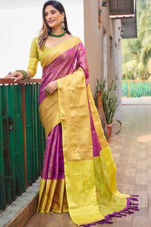 Garb These Party Wear Saree in Fine Colored.These Saree And Blouse is Fabricated On Kanjivaram Silk.Its Beautified With Weavon Jacquard Designer.