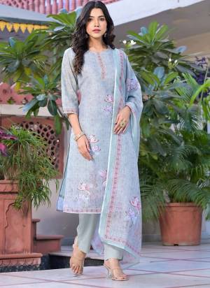 Garb These Beautiful Looking Readymade Suits.These Top Are Linen And Bottom Are Cotton And Dupatta Are Linen Fabricated.Its Beautified With Disigner Printed.