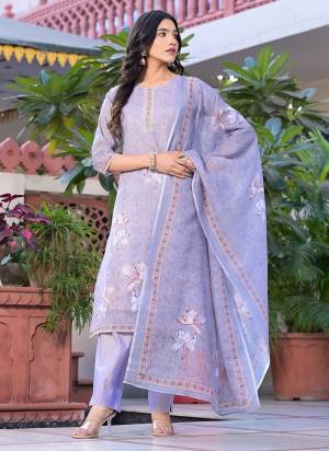 Garb These Beautiful Looking Readymade Suits.These Top Are Linen And Bottom Are Cotton And Dupatta Are Linen Fabricated.Its Beautified With Disigner Printed.