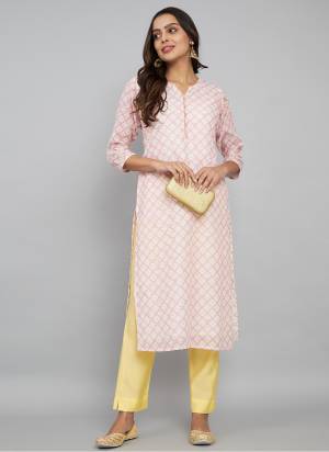 Looking These Beautiful Looking Readymade Long Kurti.These Kurti Are Linen Fabricated.Its Beautified With Disigner Printed.