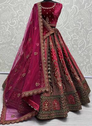 For A Fancy Designer Look,Grab These Lehenga Choli With 2 Dupatta in Fine Colored.These Lehenga And Choli Are Velvet And Dupatta Are Fabricated On Soft Net & Velvet Pair.Its Beautified With Designer Velvet Kali Patch,Dori, Jari Embroidery With Diamond Work.