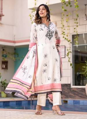 Garb These Beautiful Looking Readymade Suits.These Top Are Linen And Bottom Are Cotton And Dupatta Are Linen Fabricated.Its Beautified With Disigner Printed With Embroidery Work.