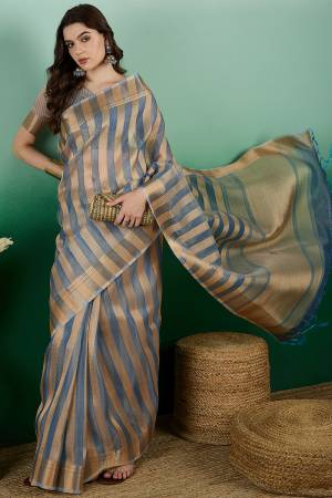 Garb These Party Wear Saree in Fine Colored.These Saree And Blouse Is Khadi Organza Fabricated.Its Beautified With Wevon Designer.