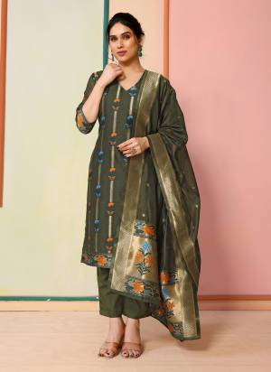 Attrective These Beautiful Looking Partywear Readymade Suits.These Top Are Chanderi And Bottom Are Chanderi And Dupatta Are Chanderi Fabricated.Its Beautified With Wevon Jacquard Disigner.