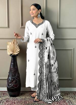 Attrective These Suit in Fine Colored Pair With Bottom And Dupatta.These Top And Bottom Are Fabricated On Viscose Chanderi Pair With Tebby Silk Dupatta.Its Beautified With Designer Printed, Embroidery Work.