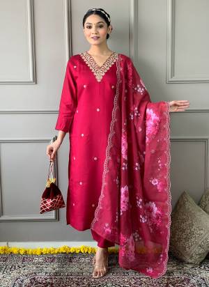 Attrective These Suit in Fine Colored Pair With Bottom And Dupatta.These Top And Bottom Are Fabricated On Viscose Chanderi Pair With Tebby Silk Dupatta.Its Beautified With Designer Embroidery Work With Printed.