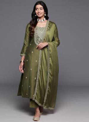 Attrective These Suit in Fine Colored Pair With Bottom And Dupatta.These Top And Bottom Are Fabricated On Viscose Chanderi Pair With Chinon Dupatta.Its Beautified With Designer Embroidery Work.