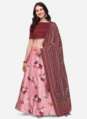 Must have Designer Lehenga Set Crafted Out Of Silk Fabric For Trendy Girlie Looks. Lehenga Is Designed With Stylish Digital Prints For Classy Ethnic Looks