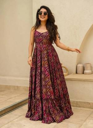 Attrective Looking These Ceremonial Wear Anarkali Length Gown Are Fabricated On Rayon Fabric. It is Beautified With Designer Digital Printed.