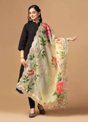 Grab These Beautiful Yellow Colored Dupatta.This Dupatta is Fabricated On Beautiful Organza Fabric . It Is Beautified With Beautiful Digital Prints And Ethnic Mirror Work.