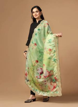 Grab These Beautiful Green Colored Dupatta.This Dupatta is Fabricated On Beautiful Organza Fabric . It Is Beautified With Beautiful Digital Prints And Ethnic Mirror Work.