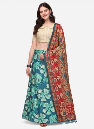 Must have Designer Lehenga Set Crafted Out Of Silk Fabric For Trendy Girlie Looks. Lehenga Is Designed With Designer Digital Prints For The Real Glam Feels. Must Have Lehenga Choli For The Coming Wedding And Festive Seasons.