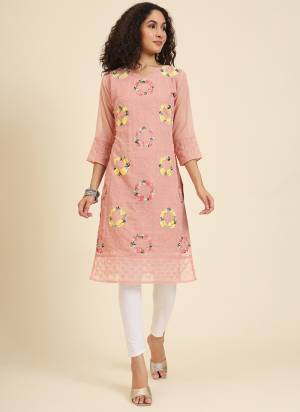 Looking These Beautiful Looking Readymade Kurti.These Kurti is Fabricated On Georgette.Its Beautified With Designer Lucknowi Chikankari Multy Thread Embroidery Work.