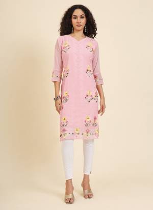 Looking These Beautiful Looking Readymade Kurti.These Kurti is Fabricated On Georgette.Its Beautified With Designer Lucknowi Chikankari Multy Thread Embroidery Work.