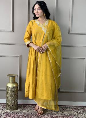 Attrective Looking These Beautiful Looking Readymade Suits.These Top And Bottom Are Viscose Chanderi And Dupatta Organza Fabricated.Its Beautified With Designer Embroidery Work.