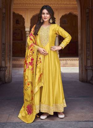 Attrective These Party Wear Anarkali Suit in Fine Colored Pair With Bottom And Dupatta.These Top Are Vichitra Silk And Dupatta Are Silk And Pair With Santoon Bottom.Its Beautified With Santoon Inner.Its Beautified With Designer Printed Dupatta With Embroidery Work.