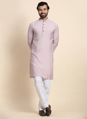 For A festive Wear,Grab These Readymade Kurta Payjama in Fine Colored.These Kurta is Fabricated On Viscose Rayon And Art Silk Bottom With Solid Pain Designer.Buy Now.