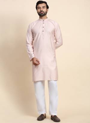 For A festive Wear,Grab These Readymade Kurta Payjama in Fine Colored.These Kurta is Fabricated On Viscose Rayon And Art Silk Bottom With Solid Pain Designer.Buy Now.