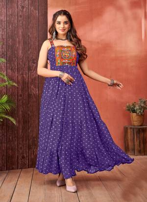 Atrective These Beautiful Looking Navratri Collection Readymade Long Gown.These Gown is Fabricated On Faux Georgette.Its Beautified With Designer Printed With Kutchi Work.